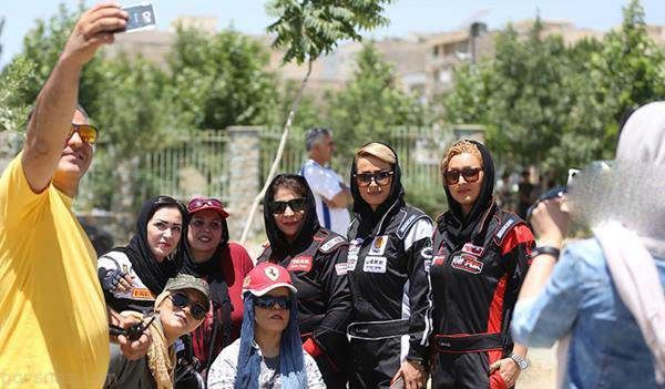 دختران خوشتیپ کرجی در مسابقات رالی دختران خوشتیپ کرجی در مسابقات رالی