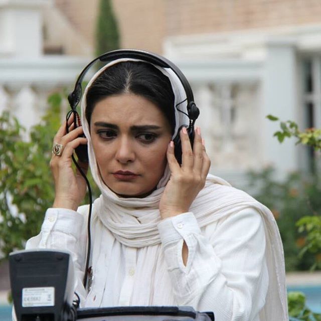 کافه اینستا با لیندا کیانی دختر جذاب و بی حاشیه +عکس