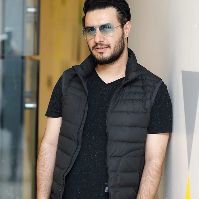 کافه اینستا با جواد عزتی بازیگر سینما و تلویزیون +عکس