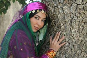 جدیدترین عکسهای فقیهه سلطانی با لباس محلی