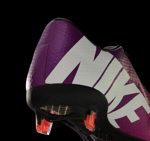 رونمایی کفش های جدید NIKE مختص فوتبال