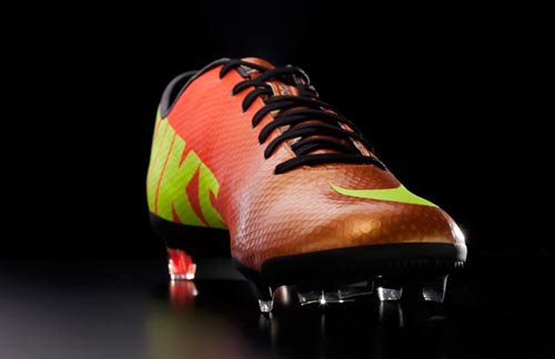 رونمایی کفش های جدید NIKE مختص فوتبال