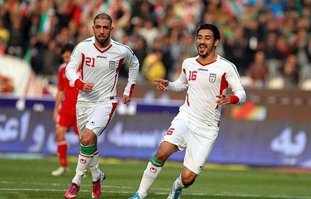 بیوگرافی و تصاویر رضا قوچان‌ نژاد (فوتبالیست)