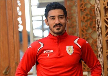 بیوگرافی و تصاویر رضا قوچان‌ نژاد (فوتبالیست)