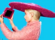 کلاهی مخصوص عاشقان عکس سلفی + عکس