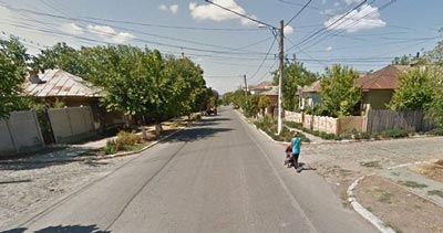 وحشت دختران در تشییع جنازه جوان 24 ساله ایدزی! +تصاویر