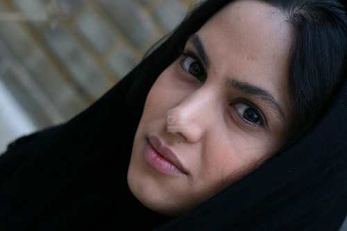 تصاویر و بیوگرافی معصومه بافنده بازیگر سریال زخم