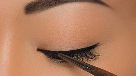 آموزش تصویری کشیدن خط چشم خاص و کامل