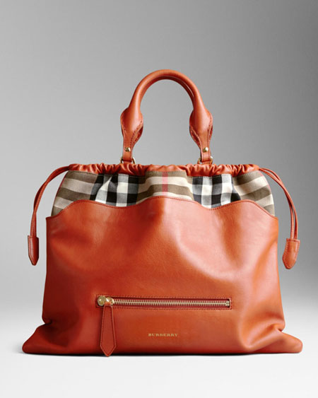 انواع مدل های جدید کیف زنانه مارک Burberry