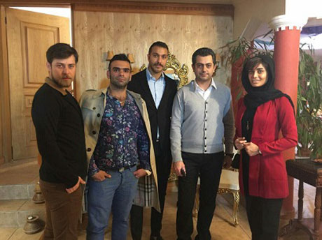 سوشا مکانی در کنار تینا آخوندتبار +عکس
