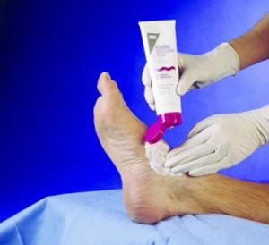 بهترین مرطوب‌ کننده‌ های پوستی برای افراد دیابتی