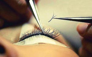 دانستنی های کاشت و اکستنشن مژه