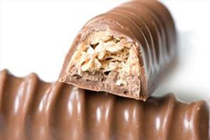 نحوه تهیه شکلات مغزدار با میوه های خشک