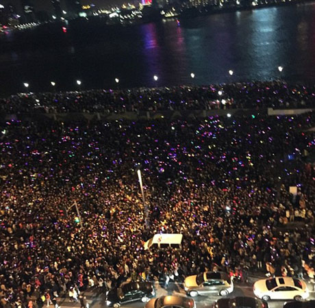 مرگ 35 فرد به دلیل پول تقلبی +عکس