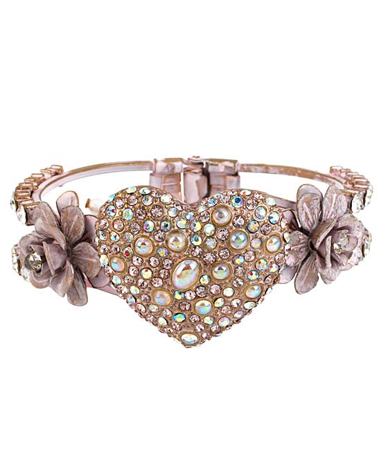 انواع مدل های جدید زیورآلات برند Betsey Johnson