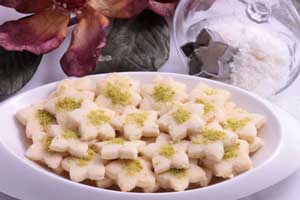 طرز تهیه شیرینی نارگیلی با آرد مخصوص ایام عید نوروز