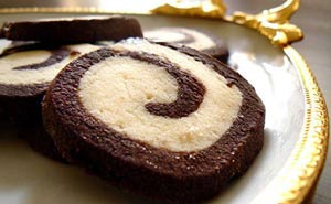 طرز تهیه شیرینی نوروزی، کوکیز دو رنگ مخصوص سال نو