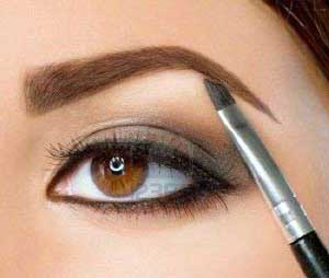 مناسب ترین ترفند اصلاح ابرو وآموزش صحیح اصلاح ابرو