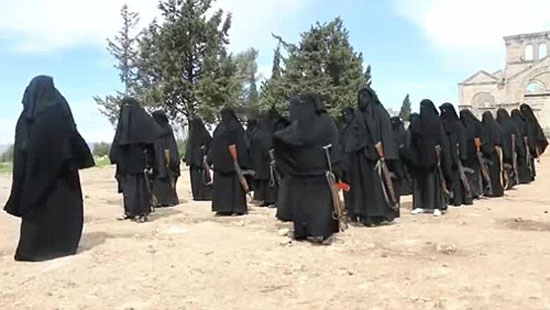 گروهان زنان تروریست داعش! +عکس