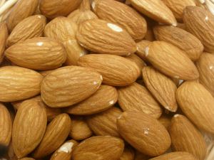 خواص جادویی و دارویی بادام