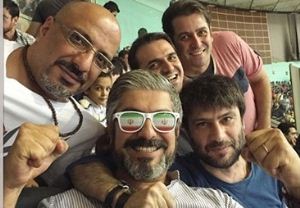 تصاویر سلفی بعد از برد والیبال ایران به امریکا با حضور بازیگران