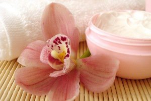 آموزش از بین بردن چین و چروک های صورت