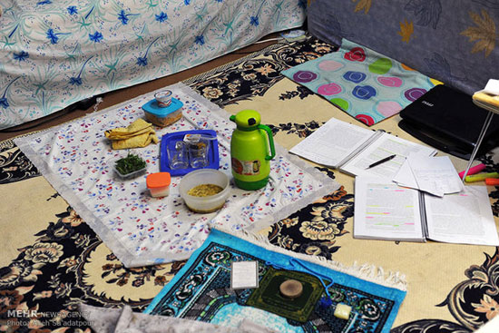 تصاویر جالب از سفره افطار های دانشجویی