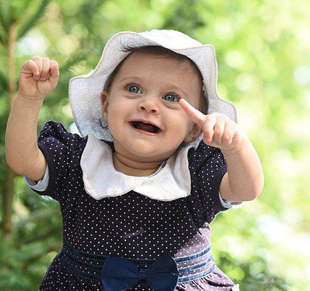 تصاویر زیبای ساحل بکرانی کودک دردسر های عظیم