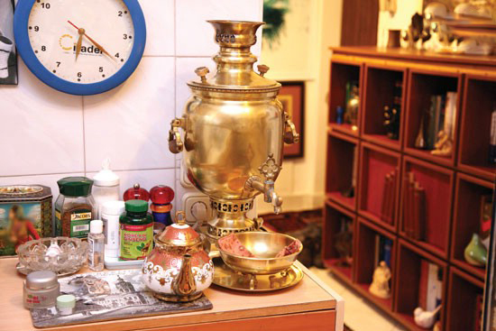 تلفیق چیدمان مدرن و سنتی آپارتمان مسعود فروتن