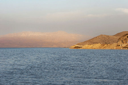 آشنایی با دریاچه مهارلو در نزدیکی شیراز