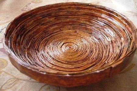 طرز ساخت تصویری ظرف زیبا با روزنامه