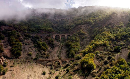 آشنایی با پل ورسک در دره ورسک در روستای ورسک آشنایی با پل ورسک در دره ورسک در روستای ورسک