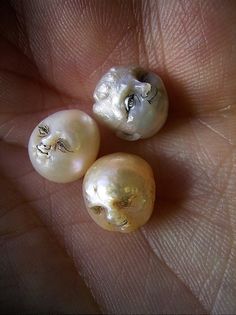 جواهرات خلیجی با طرح جمجمه