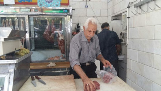 از این قصابی کسی دست خالی بیرون نمیرود