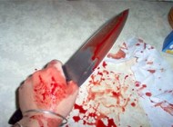 چاقوکشی دختر 18 ساله مشهدی به هواخواهی دو پسر