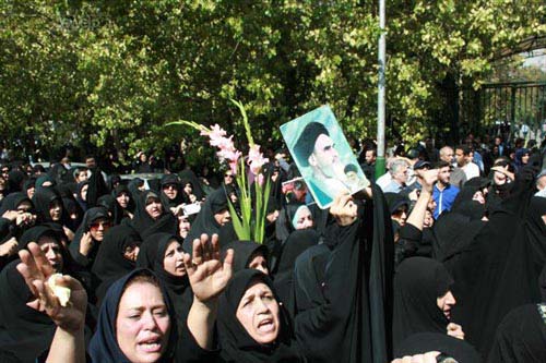 مراسم تشییع زائران کشته شده در منا در تهران + تصاویر