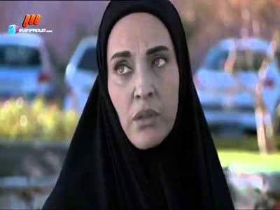 سانسور تصویر پلیس زن آرایش کرده در تلویزیون + عکس