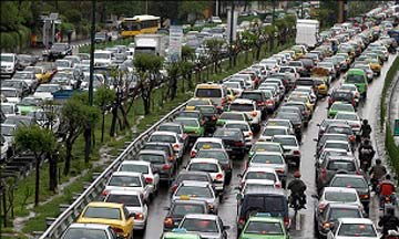 سقوط وحشتناک جرثقيل در خيابان خيام تهران + عکس