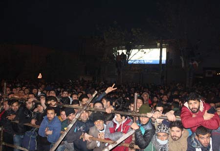 قاتل زن جوان دارابکلایی در ملأ عام اعدام شد +عکس