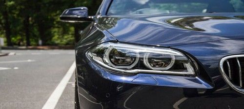 نبرد هیوندا جنسیس و BMW سری 5