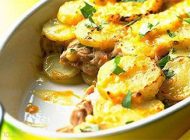 آموزش تهیه خوراک ماهی و سیب زمینی بصورت لایه ای