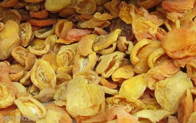 برگ زرد آلو را در خانه درست کنید