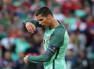 کریستیانو رونالدو و اتومبیل جدیدش پس از یورو