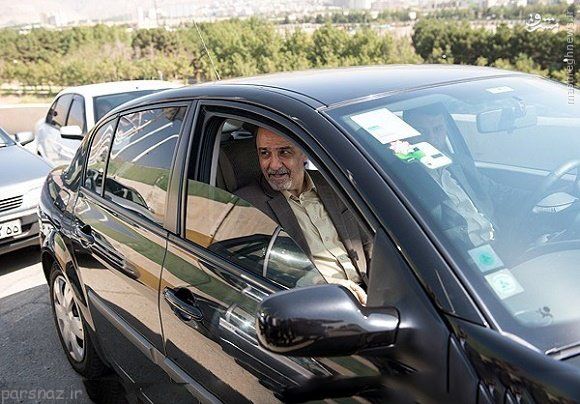 ماشین وزیر ورزش و جوانان را ببینید ماشین وزیر ورزش و جوانان را ببینید