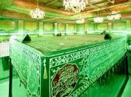 شعری که روی مزار حضرت عباس نقش بسته است