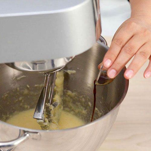 آموزش تهیه کیک آجیلی مغزدار
