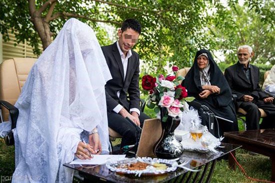ازدواج این زن با مردی که به جرم قتل زندانی است