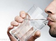 بعد از خوردن ترشی و شیرینی آب نخورید