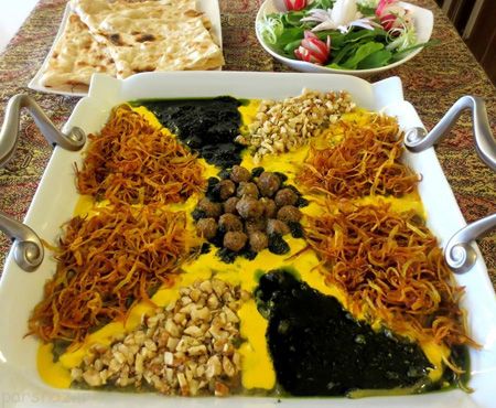 تزیین غذا حلیم بادمجان برای کدبانو