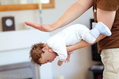 وقتی چیزی در گلوی کودک گیر می کند